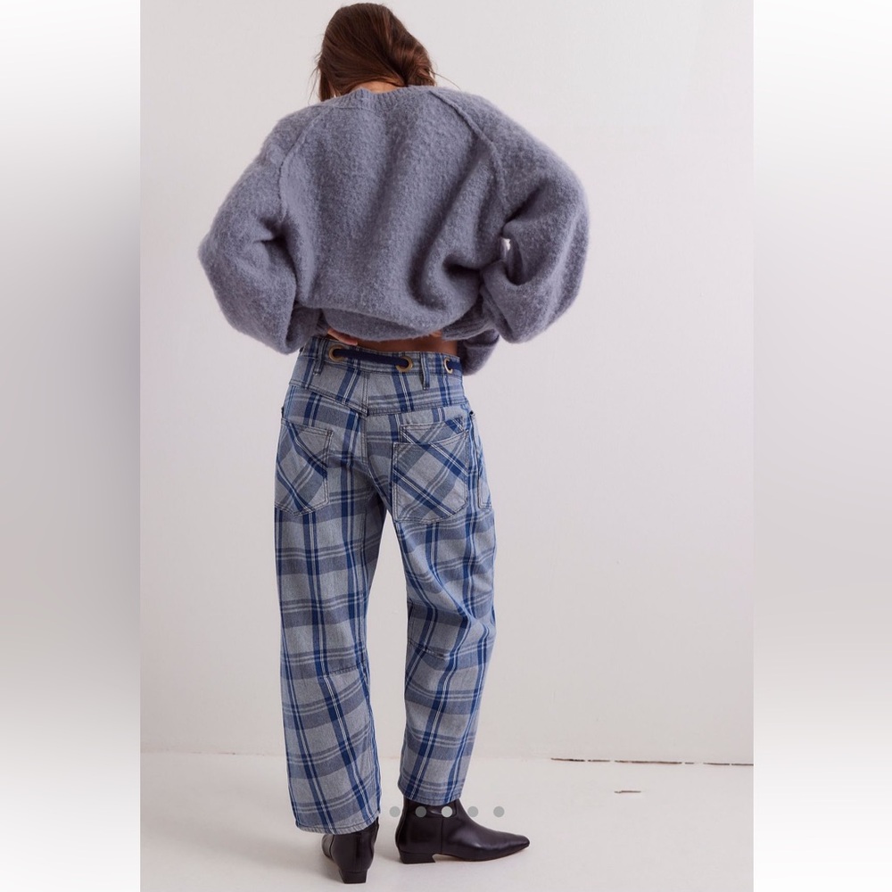 We The Free Blue Plaid Relaxed Women's Jeans - Picture 4 of 12